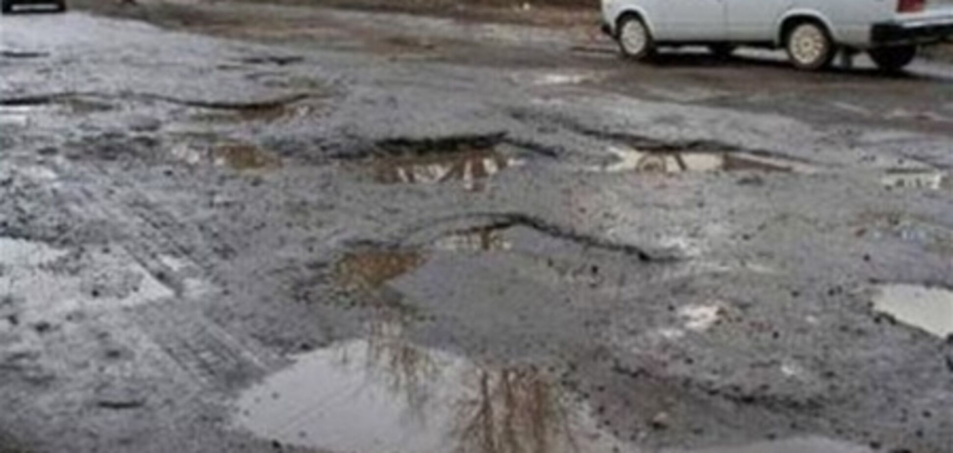 На ремонте дорог чиновники присвоили почти 150 млн грн - МВД