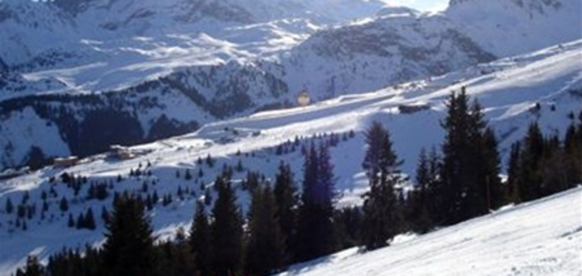 В Альпах лавина вбила російську туристку