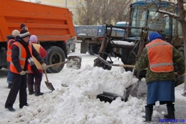 За последние сутки из Киева вывезли 12 тыс. тонн снега