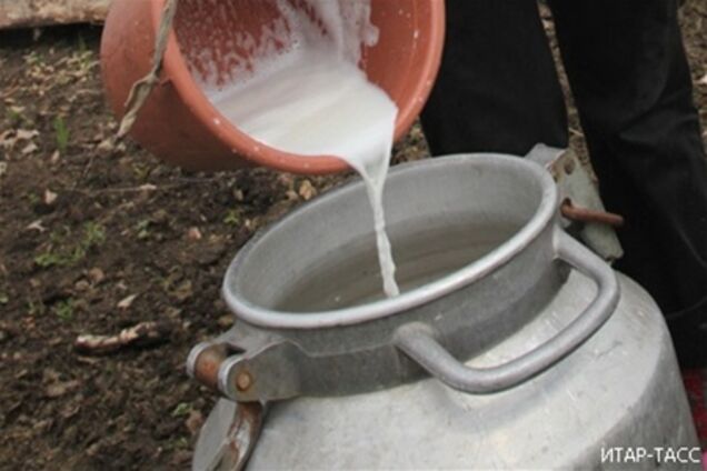 Британський фермер виробляє для зірок горілку з молока