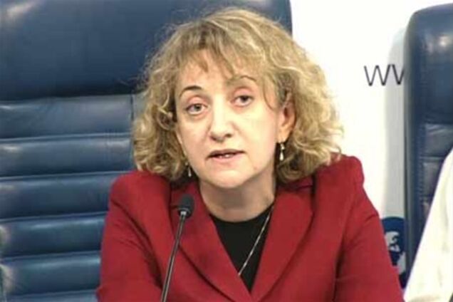 Строителям под Александровской больницей рекомендуют носить противочумные костюмы