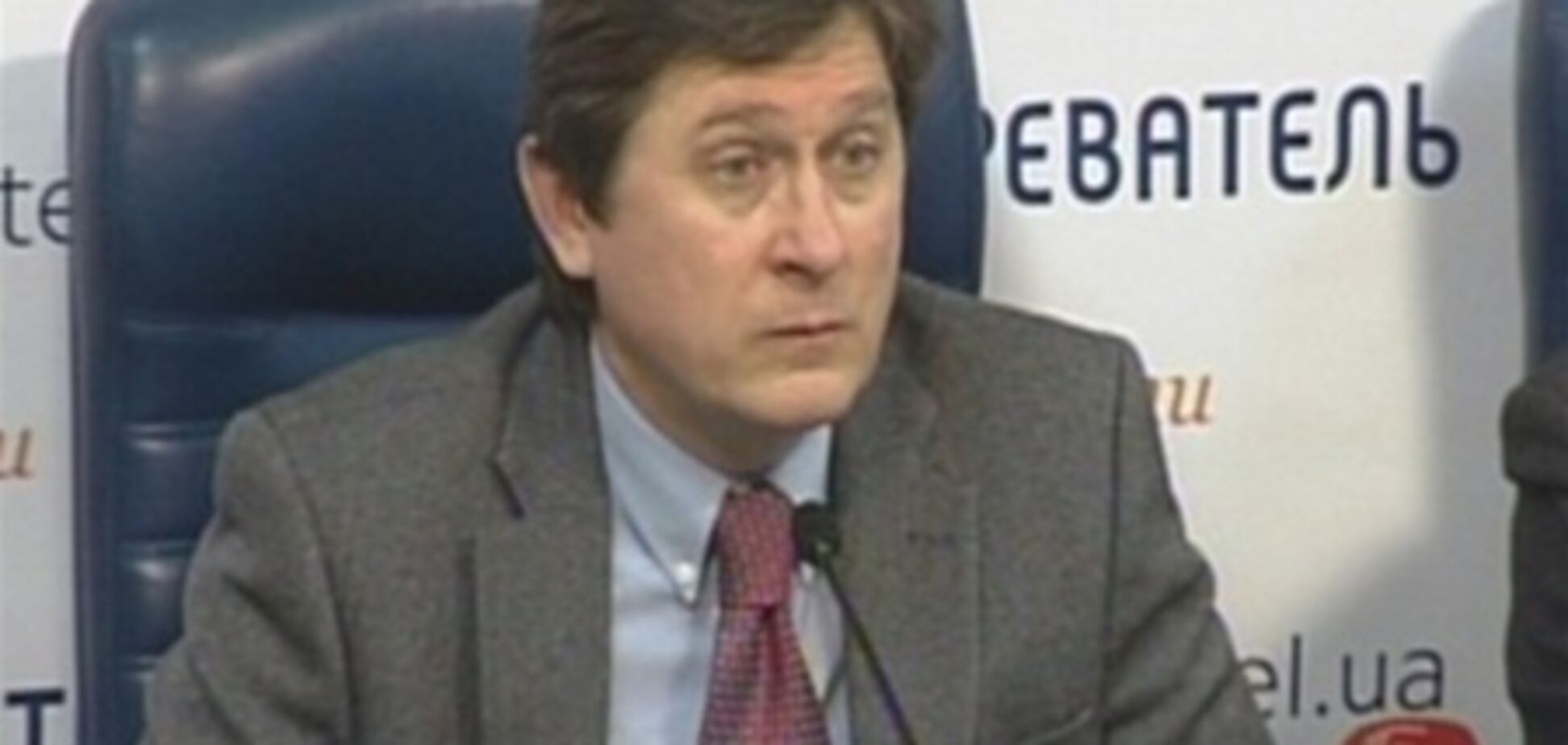 Яценюк хочет исключить Кличко из президентской гонки – политолог