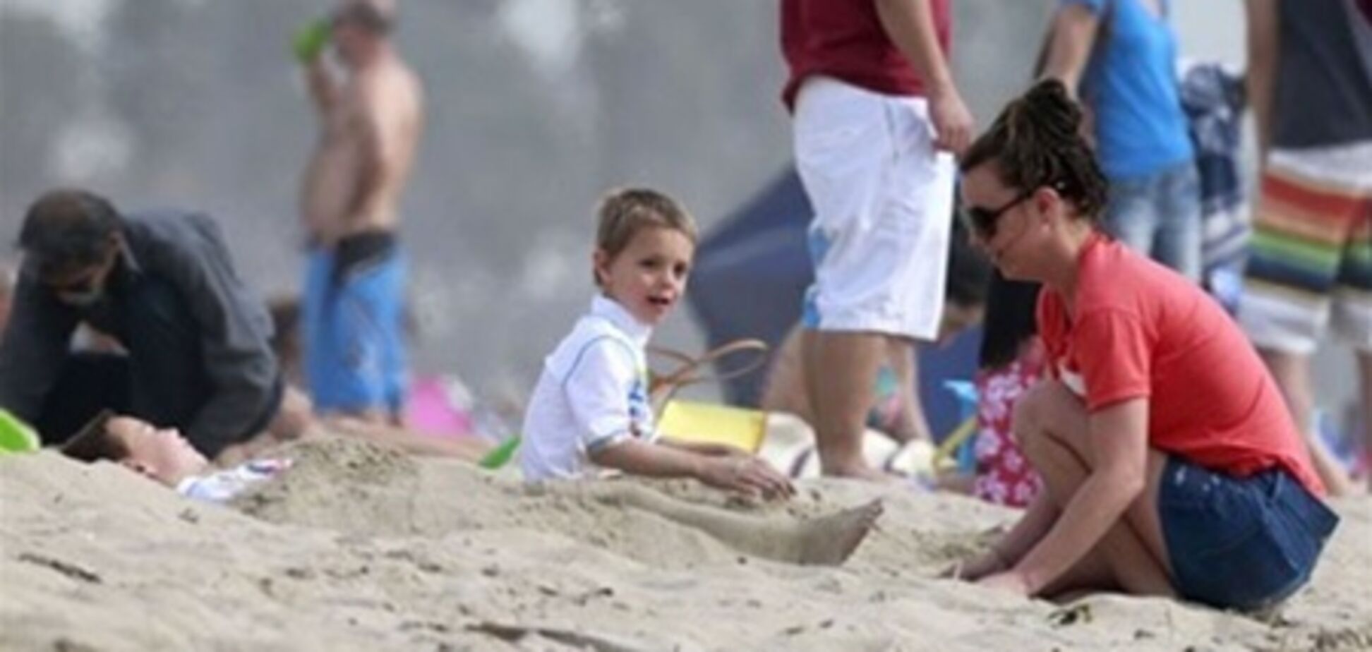 Бритни Спирс закопала своих сыновей. Фото