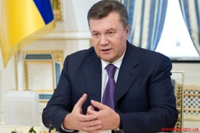 Янукович хочет четырехсторонних переговоров по ТС