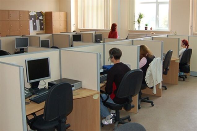 Киевляне теперь могут контактировать с властью через новый Контактный центр