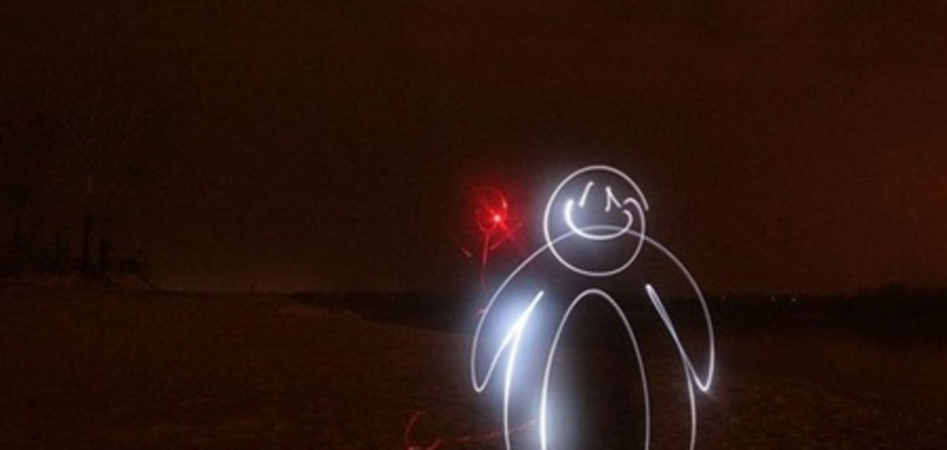 Парень из Крыма рисует картины светом