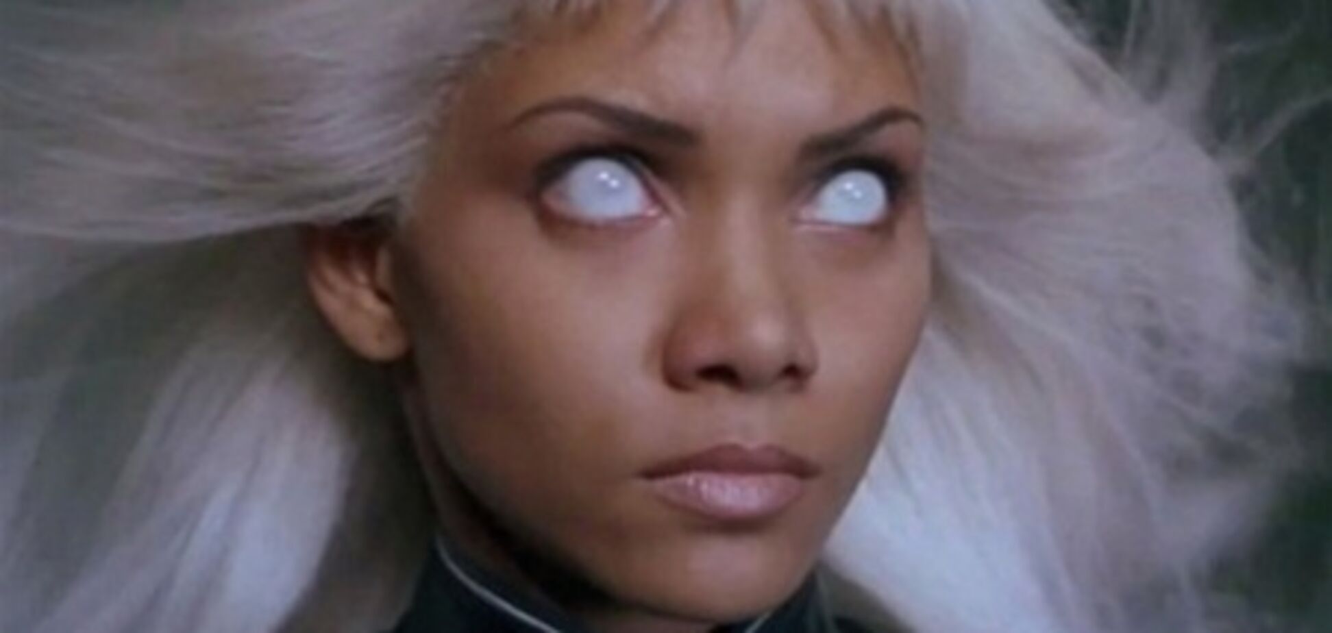 Холли Берри вновь станет Штормом