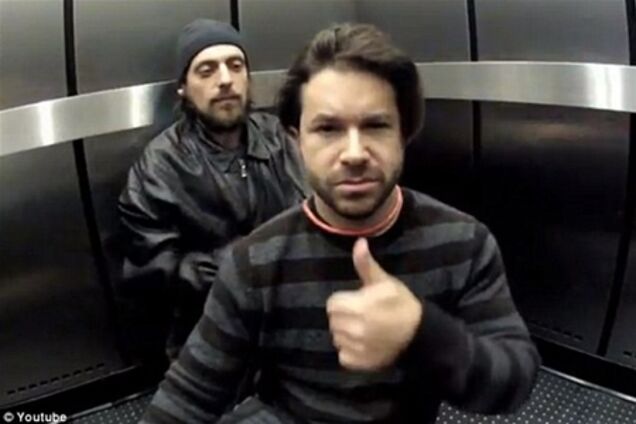 В Нью-Йорке поставили эксперимент 'убийство в лифте'. Видео