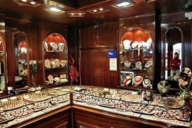 В Донецке произошло вооруженное ограбление ювелирного