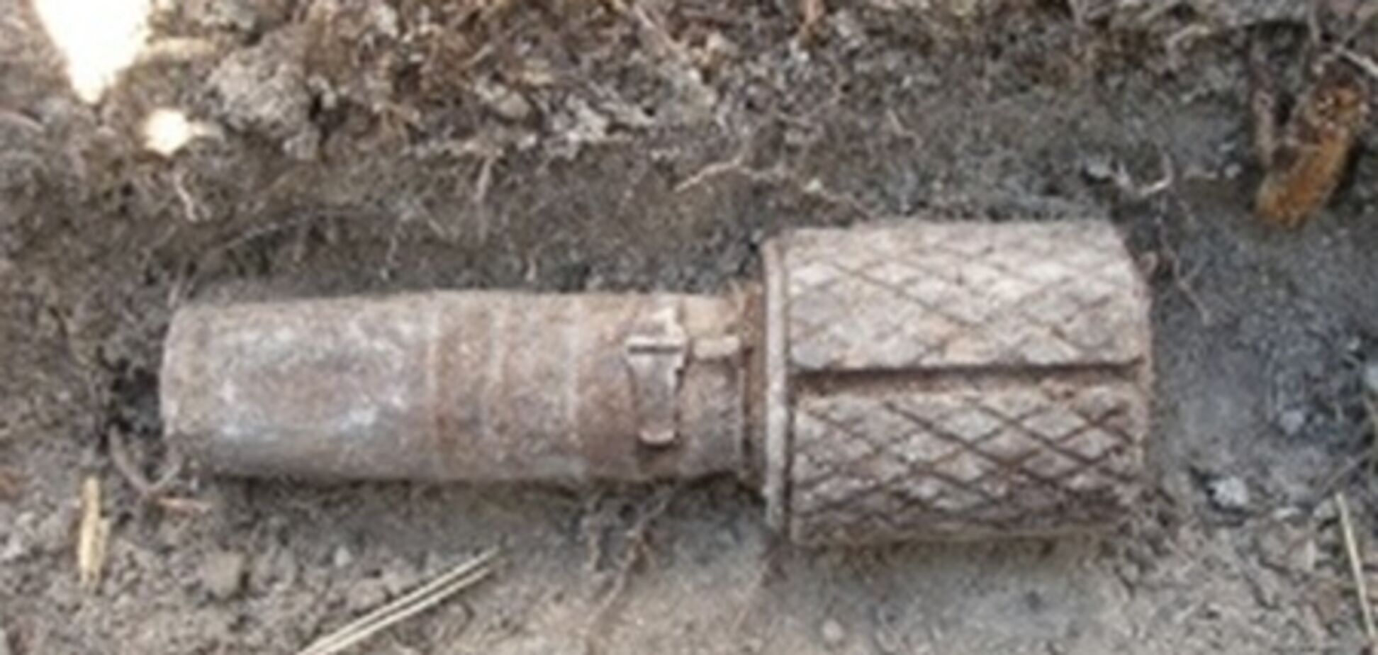 У центрі Вінниці під снігом знайшли гранату