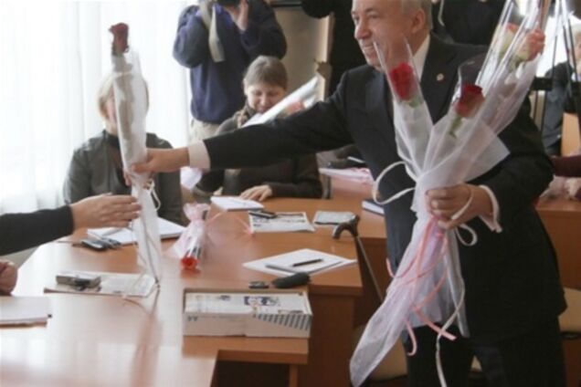 У Донецьку на кожну 1 тис. жінок припадає 830 чоловіків