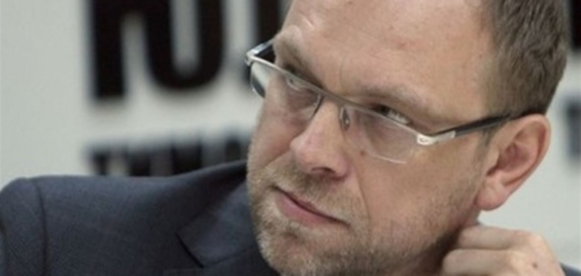 Оппозиция обратится в ЕСПЧ по делу о лишении Власенко мандата