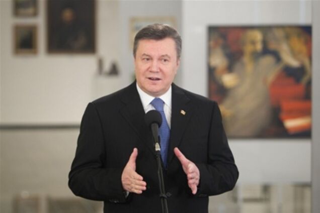 Янукович вручив Шевченківські премії за 2013