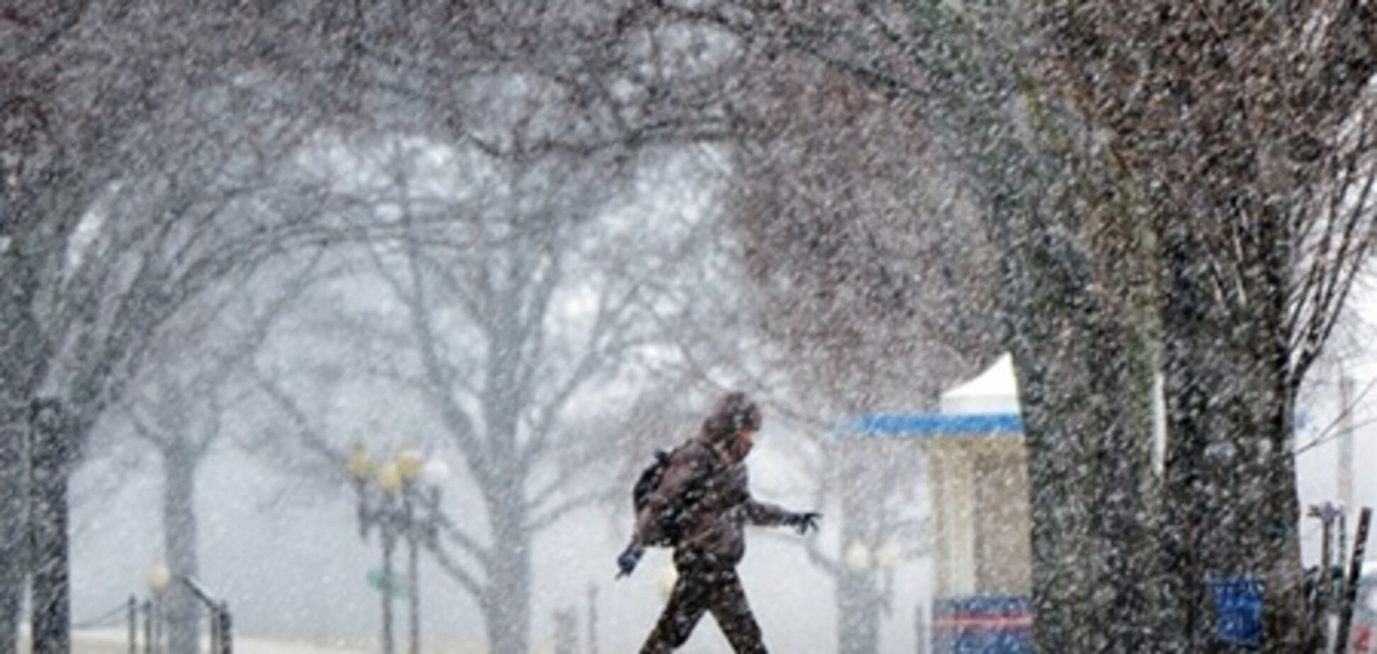 Снегопад парализовал Вашингтон 