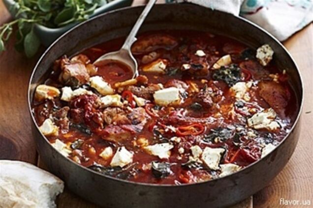 Цыпленок саганаки