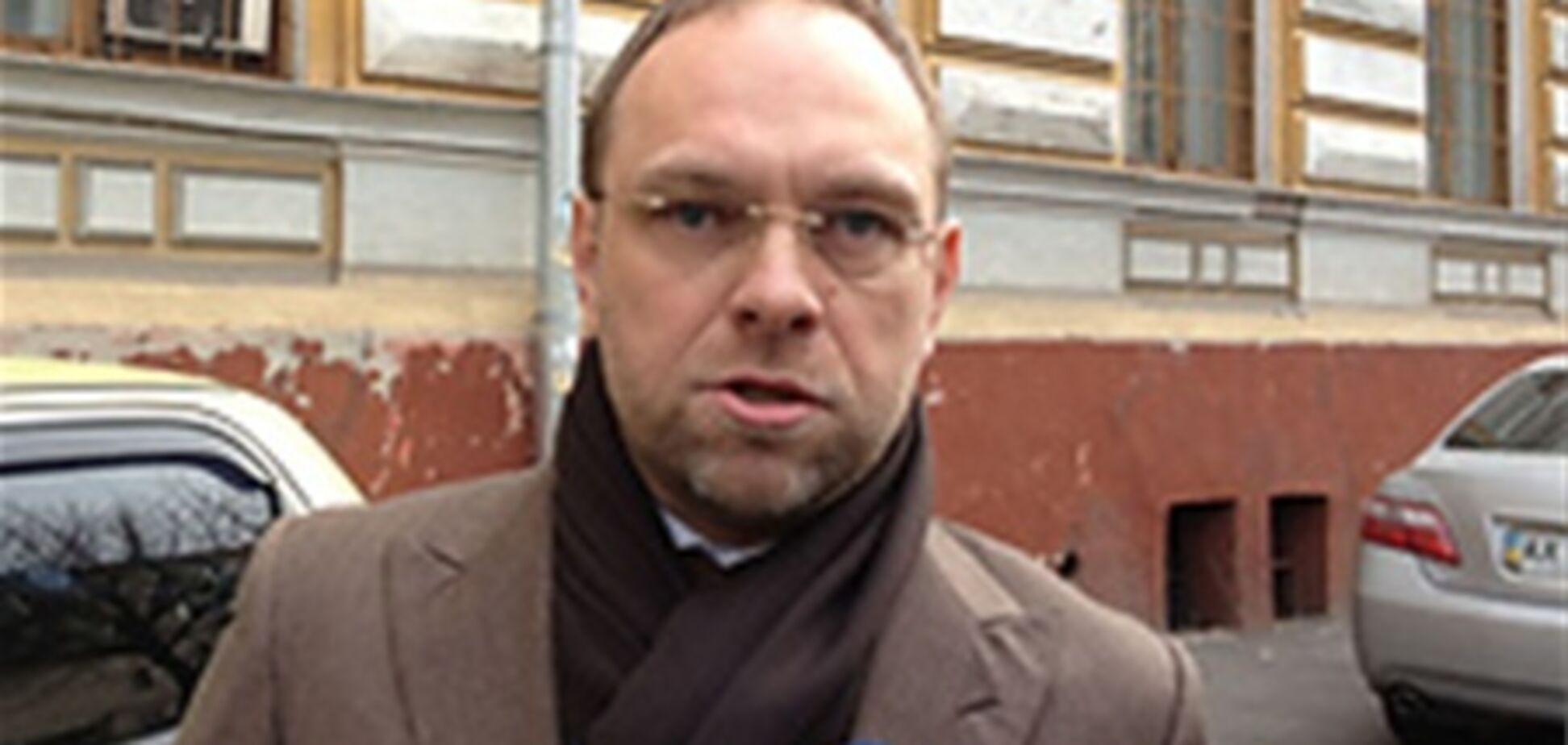 Власенко не пришел на суд по делу об убийстве Щербаня