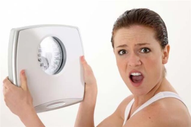 Берегите фигуру: в каком возрасте можно стремительно набрать вес