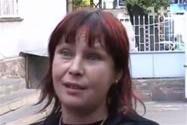 Мать Оксаны Макар хочет родить ребенка и снова просит денег