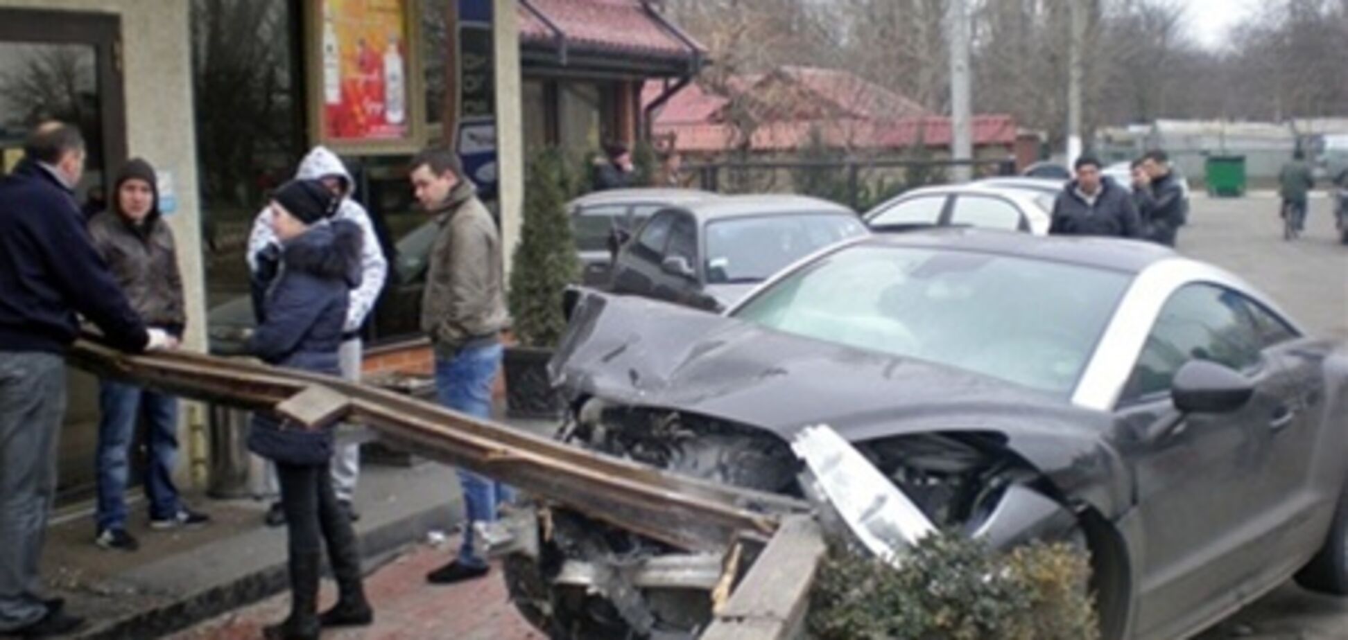 В Одессе подросток устроил ДТП: есть пострадавшие