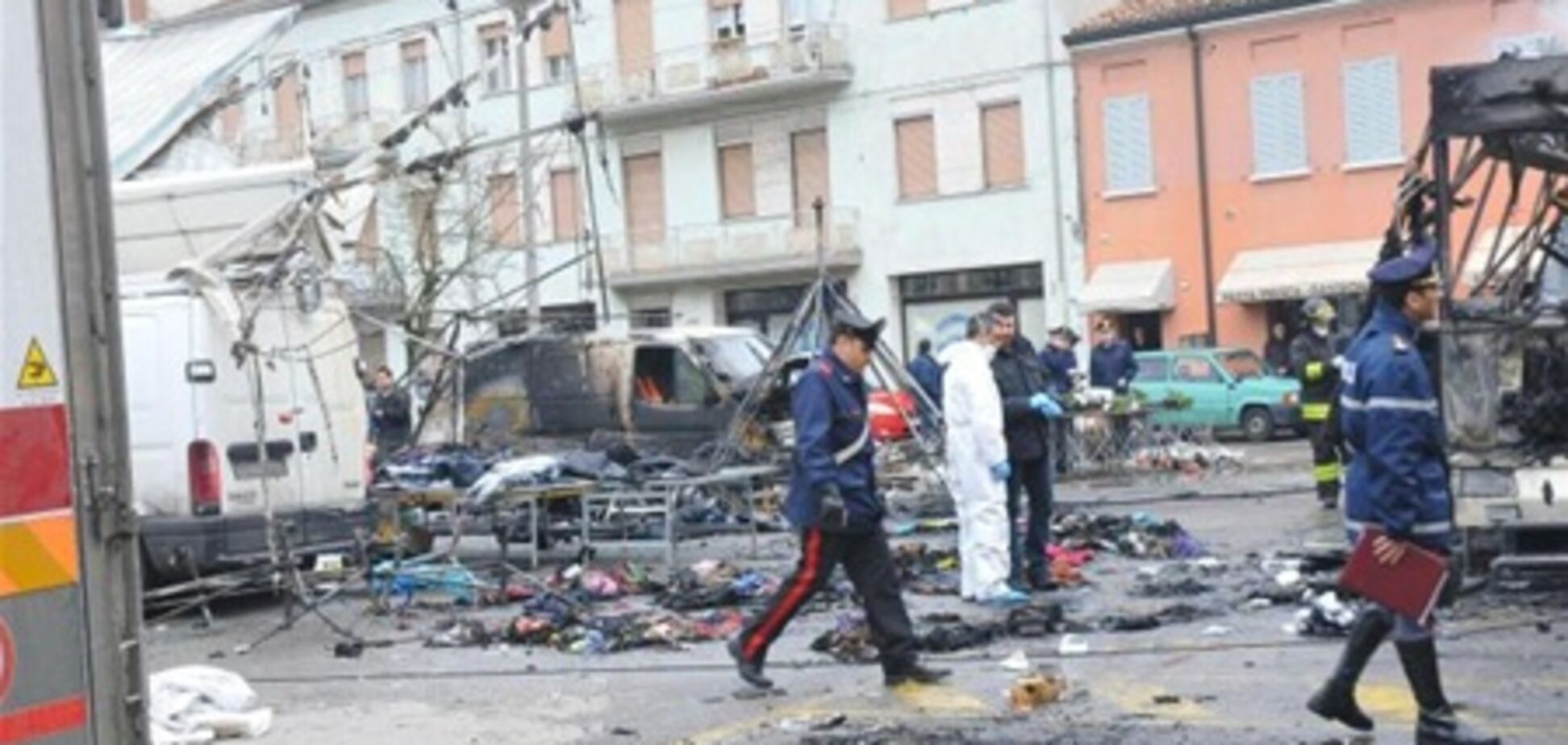 В Италии взорвался бар-фургон: три жертвы. Фото. Видео