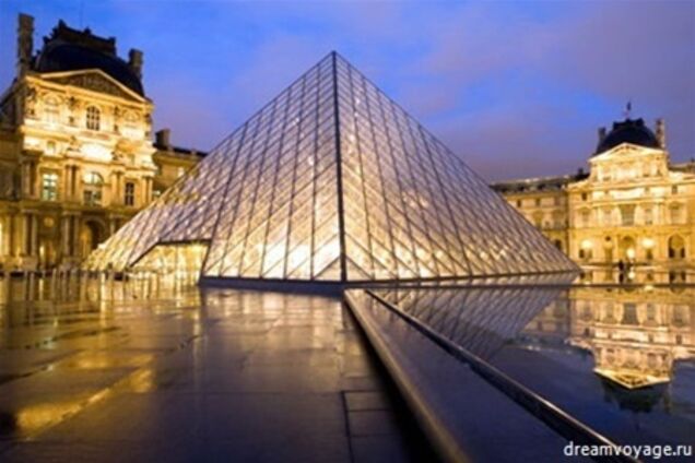 Лувр закрився на знак протесту проти кишенькових злодіїв