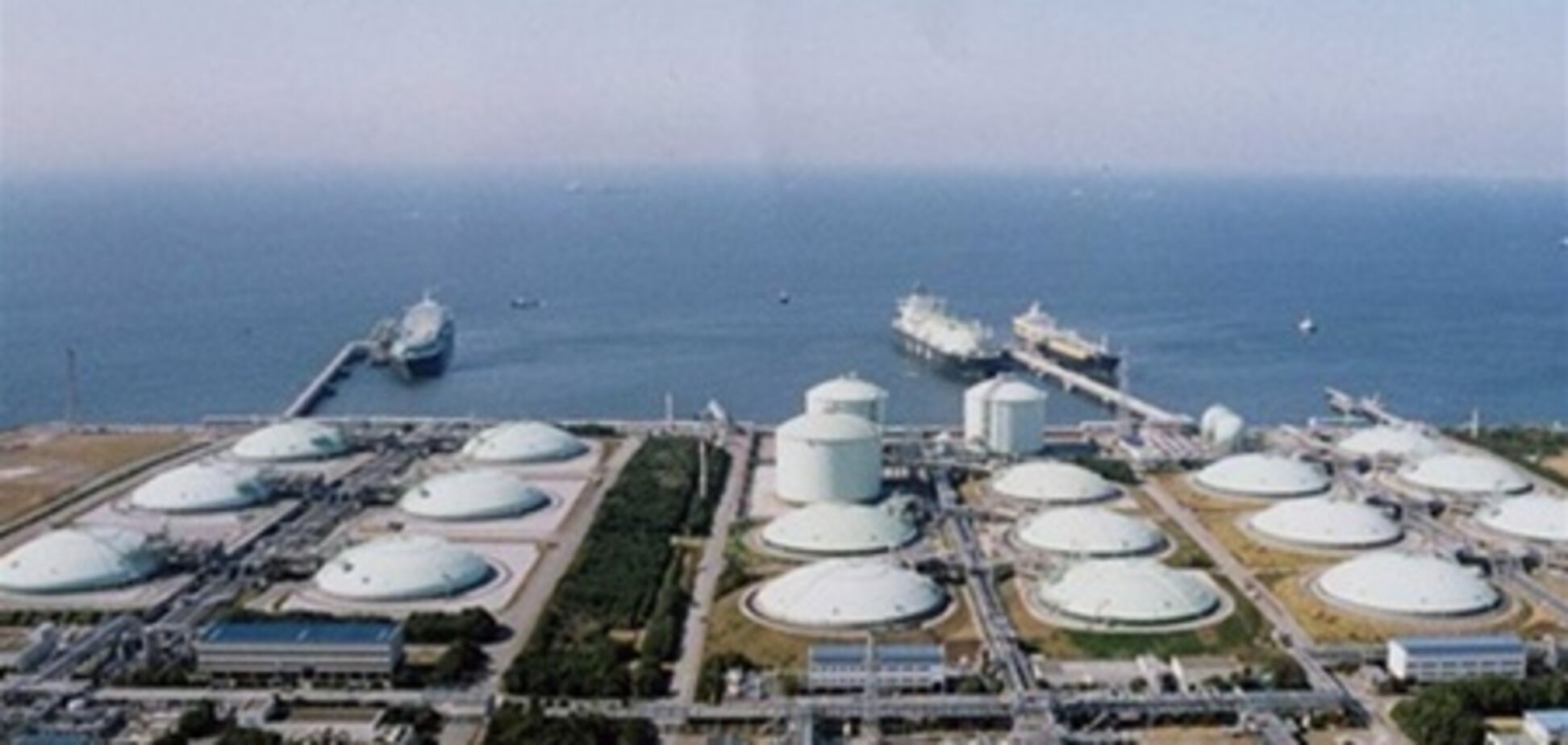 LNG-терминал в Украине построят под надзором поляков