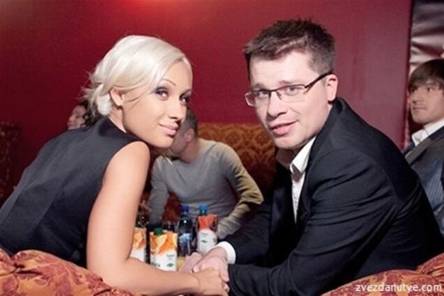 Дружина Харламова нищить його відвертими інтерв'ю