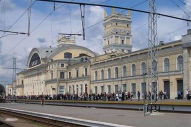 Милиция Харькова о 50 кинологах на вокзале: работаем в обычном режиме