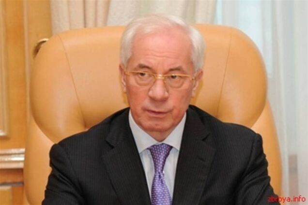 Азаров: акцизы на топливо повышать не будем