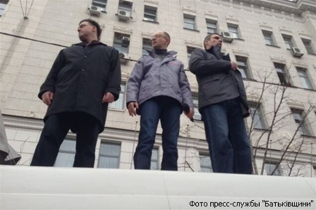 Милиция: на оппозиционный митинг в Харькове собрались 1 тыс. человек