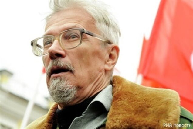 Жириновский пообещал спасти 'своего ученика' Лимонова