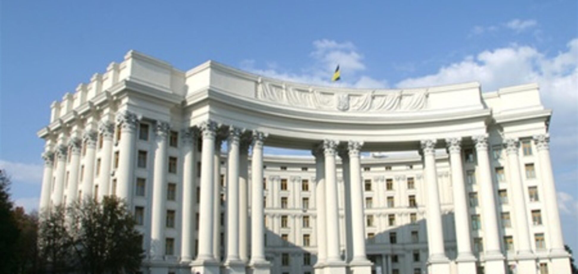 МЗС України перевіряє інформацію про ДТП в Бельгії