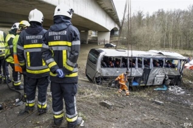 Водитель автобуса в Бельгии мог заснуть за рулем