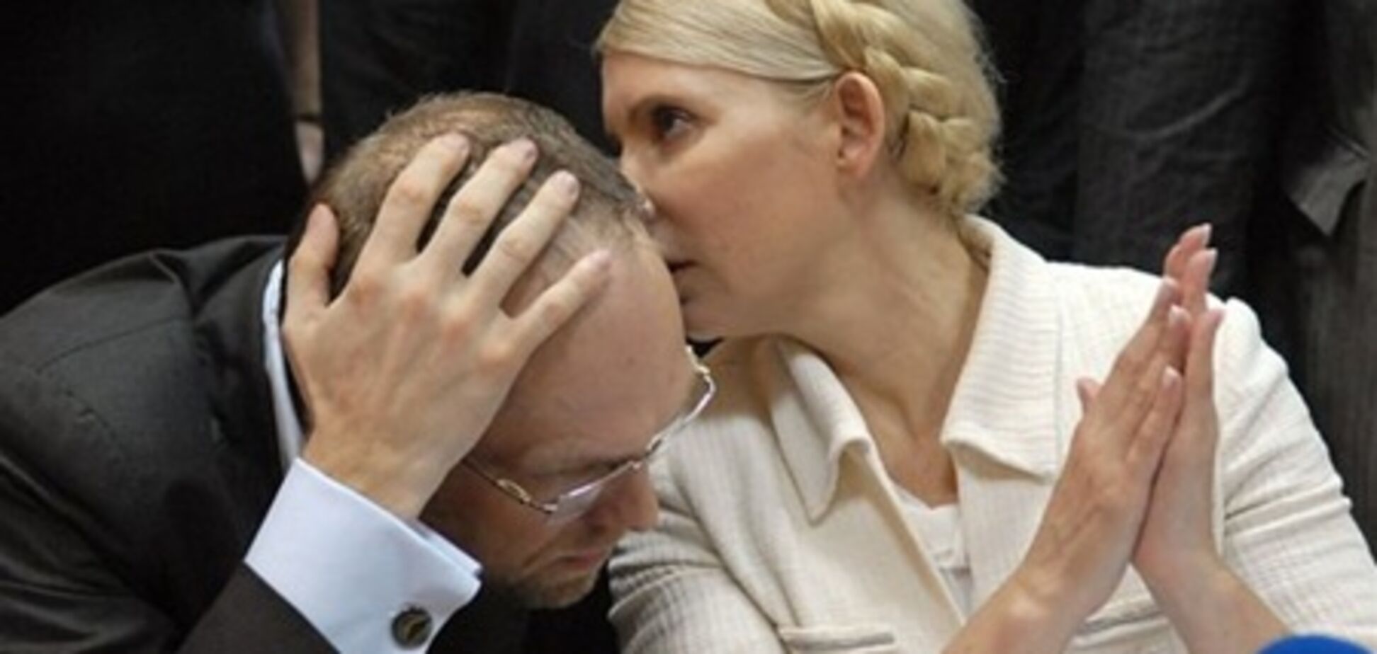 Власенко: Тимошенко не должна соглашаться на доставку в суд