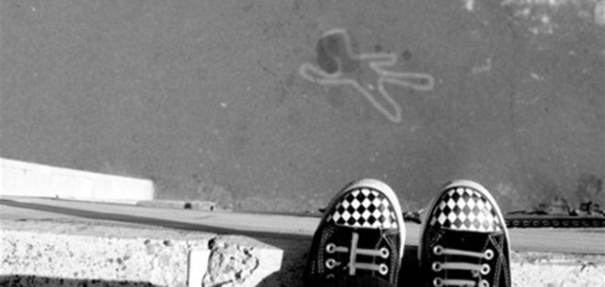 У Житомирі підліток викинувся з дев'ятого поверху