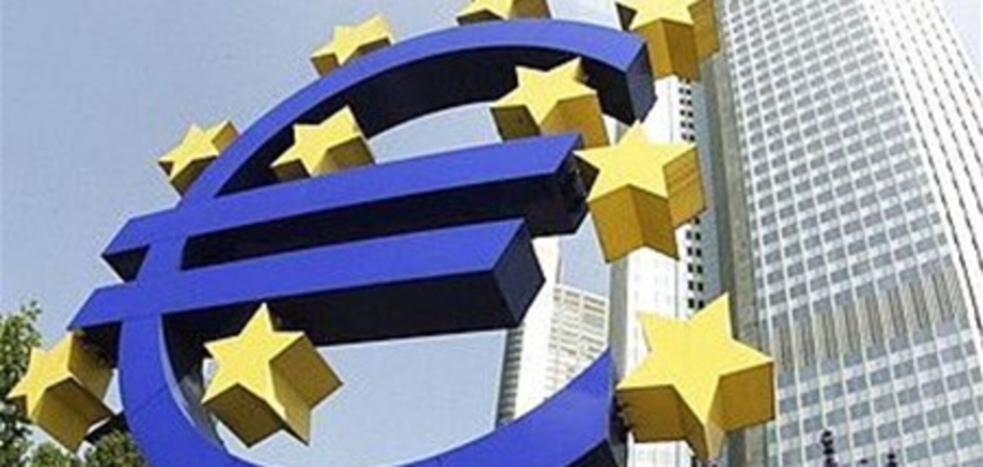 Межбанк завершил день ростом курса евро