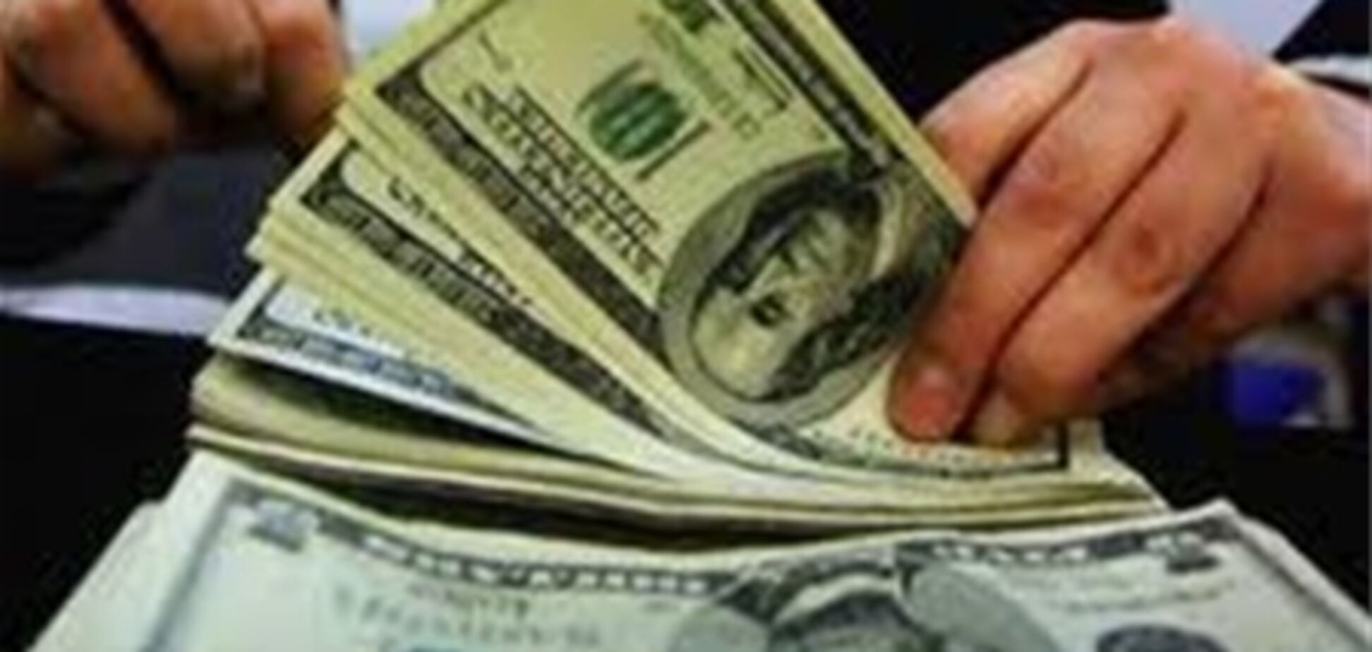 Межбанк открылся без изменений в курсах валют