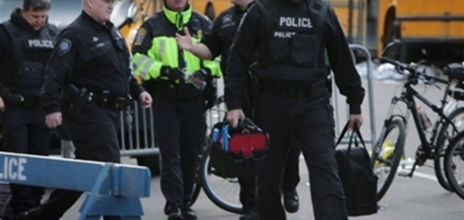 В результате взрывов в Бостоне пострадало более 170 человек