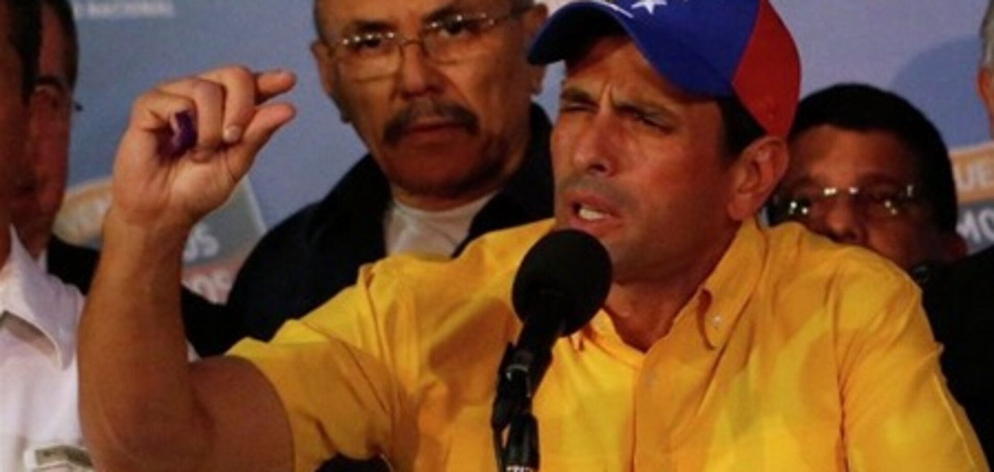 Вибори у Венесуелі: Капрілес наполягає на перерахунку голосів