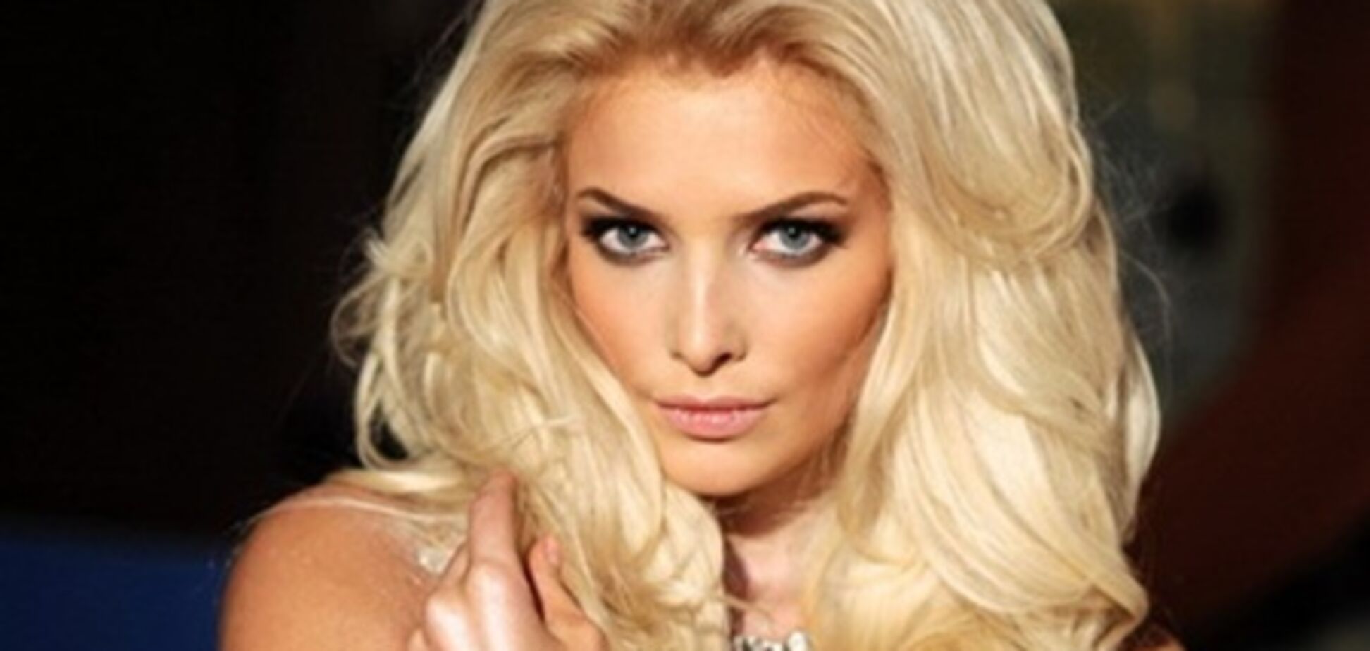 В сеть попали первые снимки в стиле ню экс-виагры Котовой. Фото