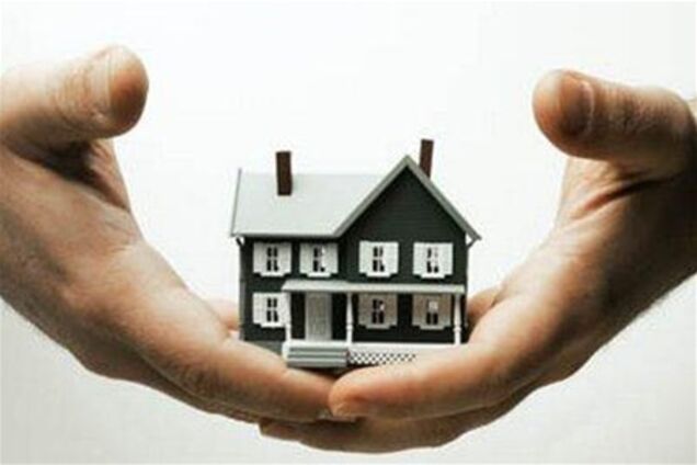 Чи вигідно купувати первинну нерухомість через посередника?