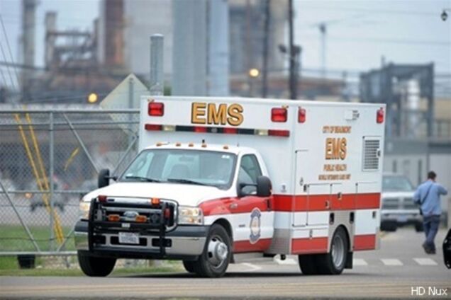 В Техасе 12 рабочих пострадали в результате пожара на нефтезаводе