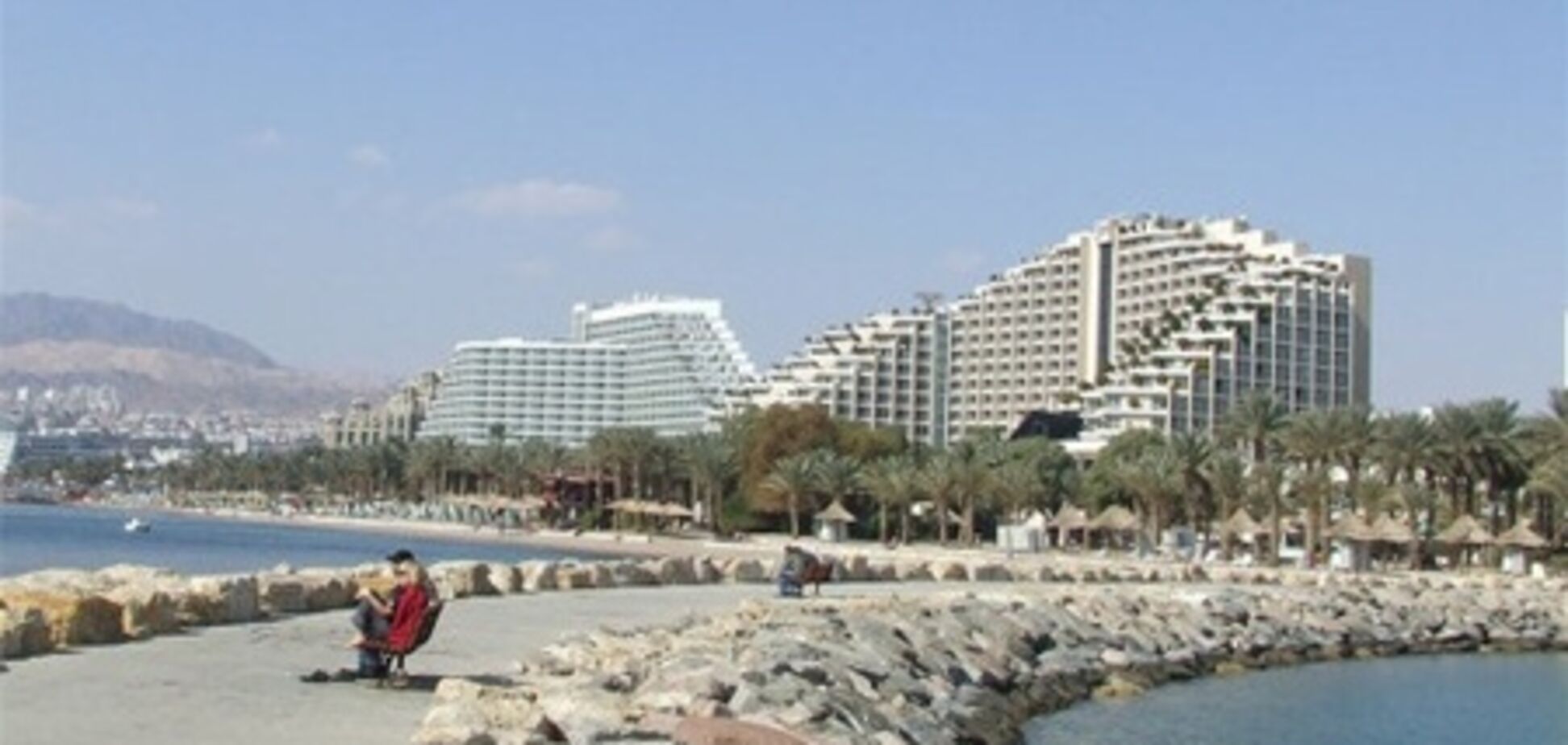Израильский курорт Эйлат подвергся ракетному обстрелу