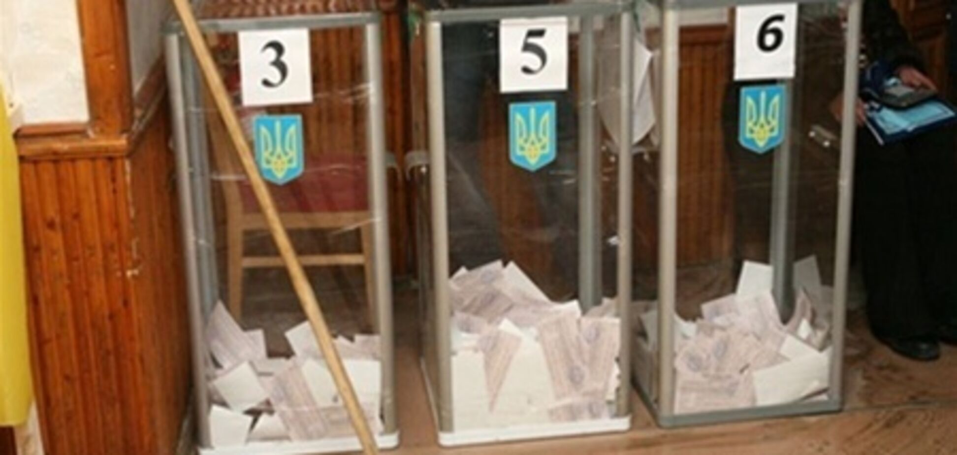 СМИ: довыборы в Раду пройдут 16 июня
