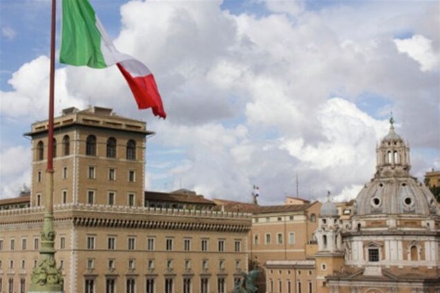 Выборы в Италии: депутаты проголосовали за Муссолини и Софи Лорен