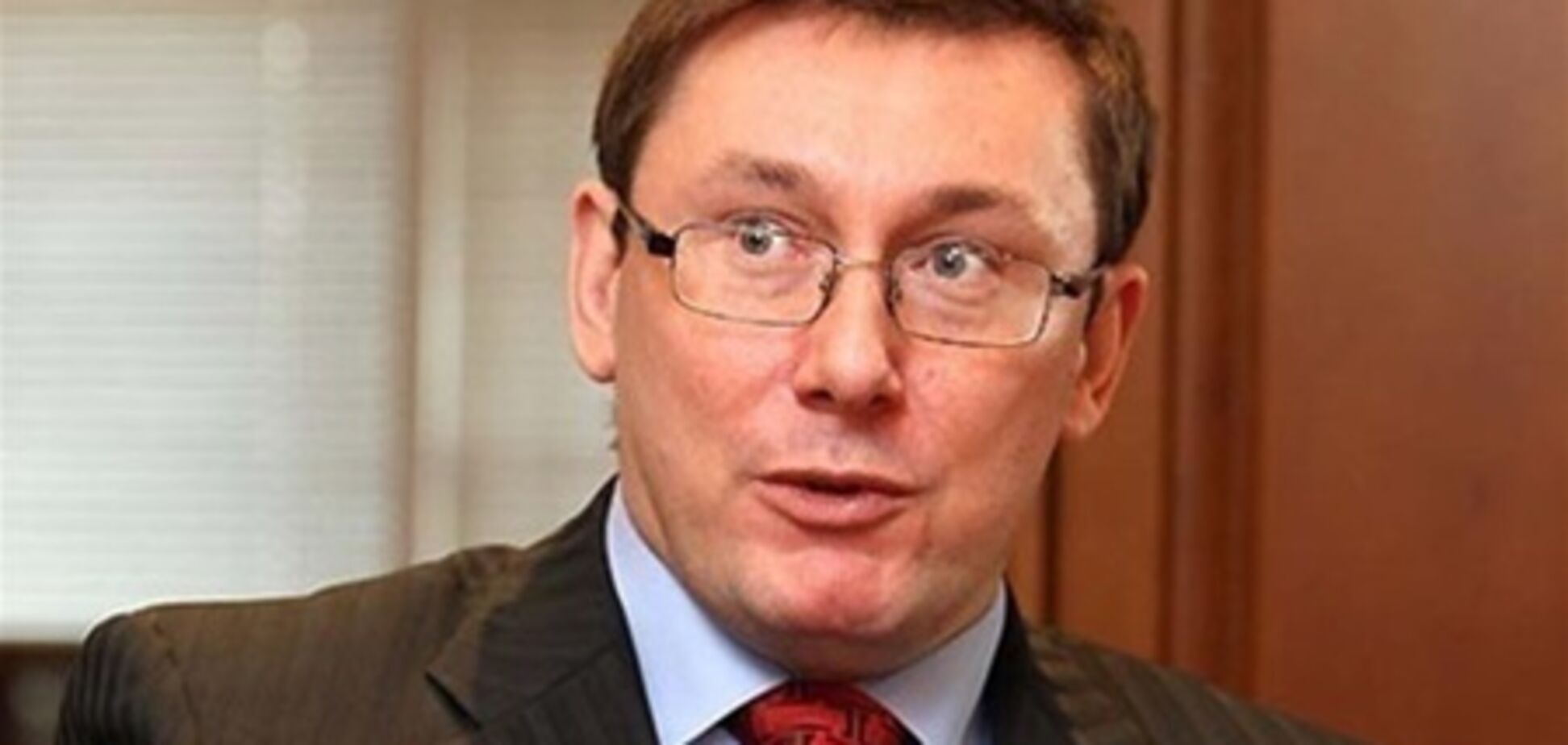 Ведущие информагентства 'купились' на фейковый Twitter Луценко