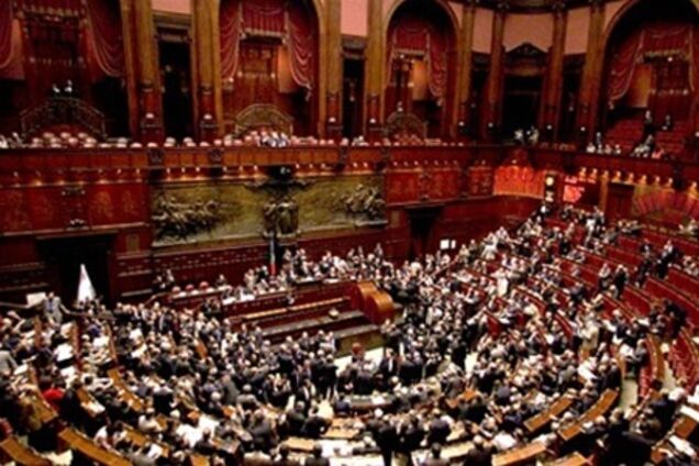 Парламент Италии с третьей попытки не смог избрать президента