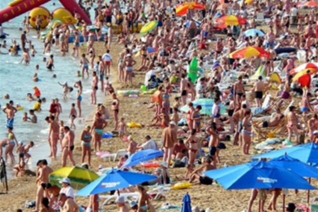 Летом в Крыму будет открыто 573 пляжа