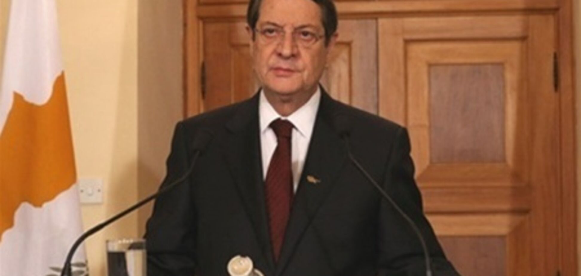 На Кіпрі створено комісію для розслідування кризи