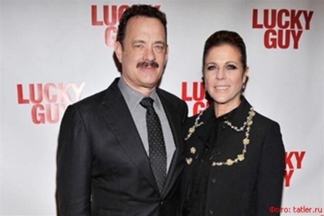 Том Хэнкс отрастил усы для мюзикла. Фото